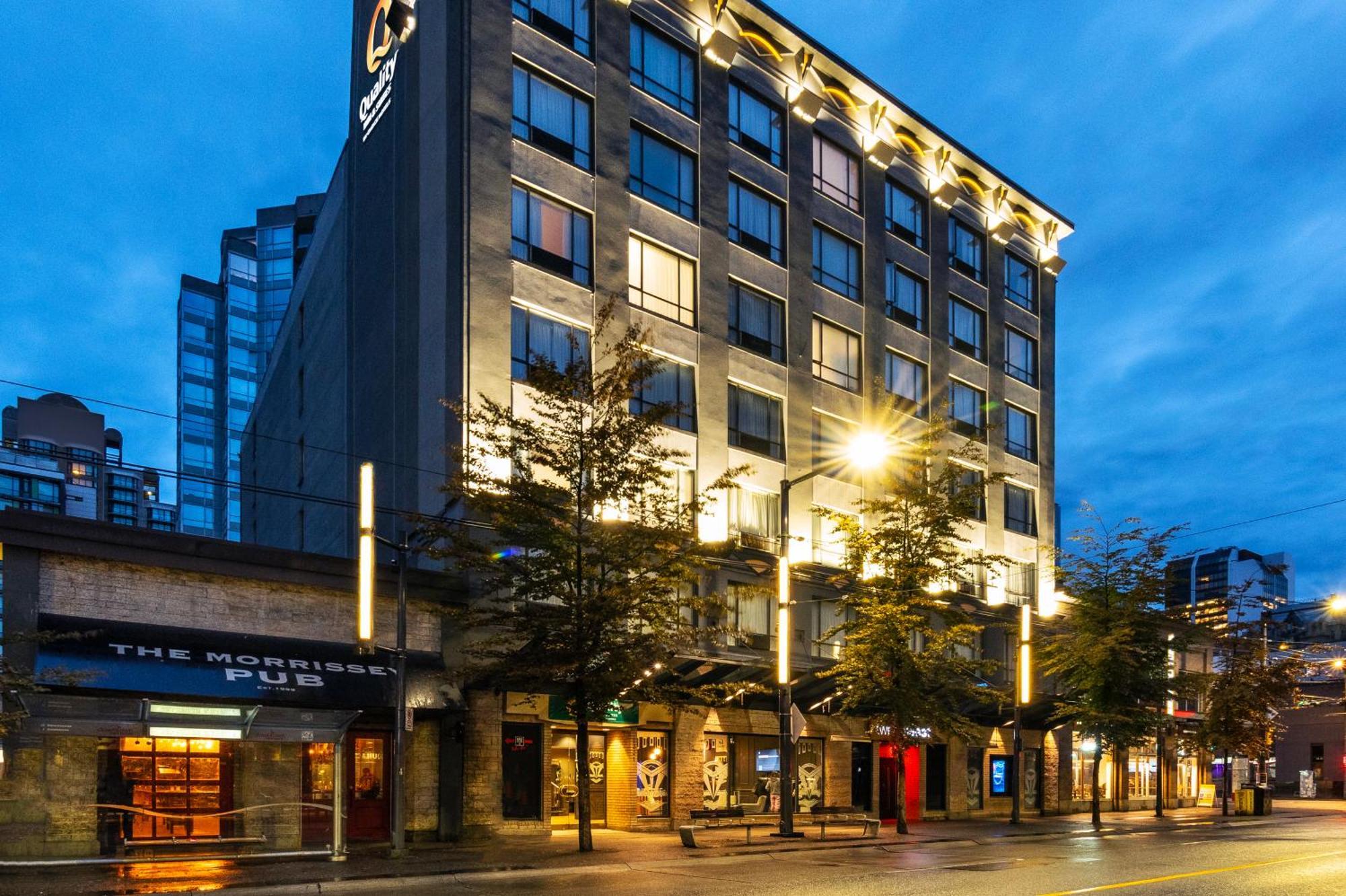Quality Inn & Suites (Adults Only) Ванкувер Екстер'єр фото