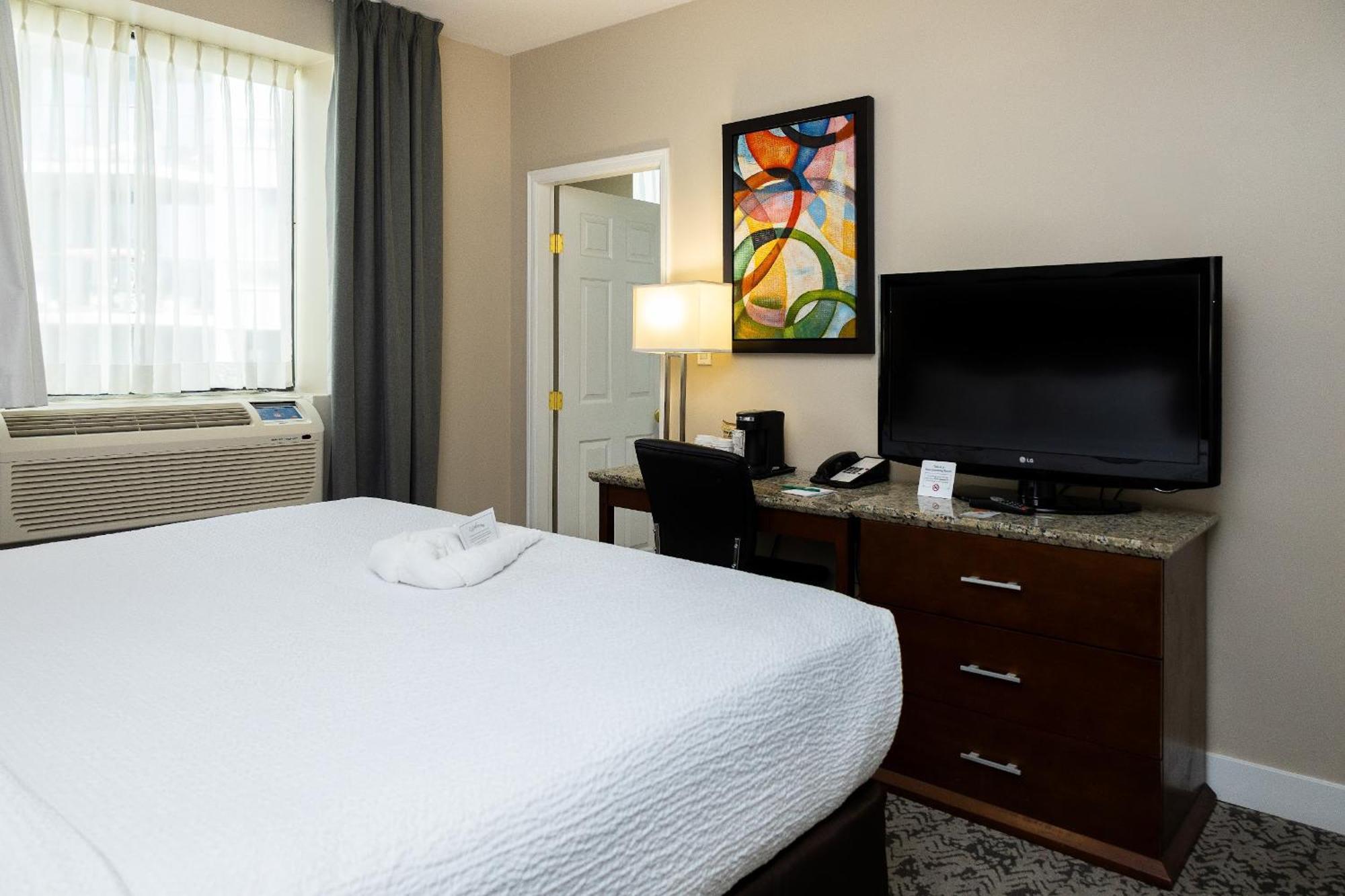 Quality Inn & Suites (Adults Only) Ванкувер Екстер'єр фото